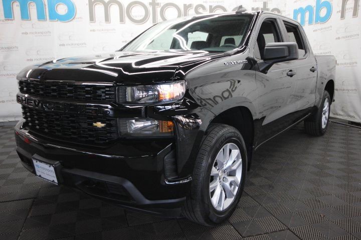 Used 2020 Chevrolet Silverado 1500 Custom w/ Custom Value Package image 1