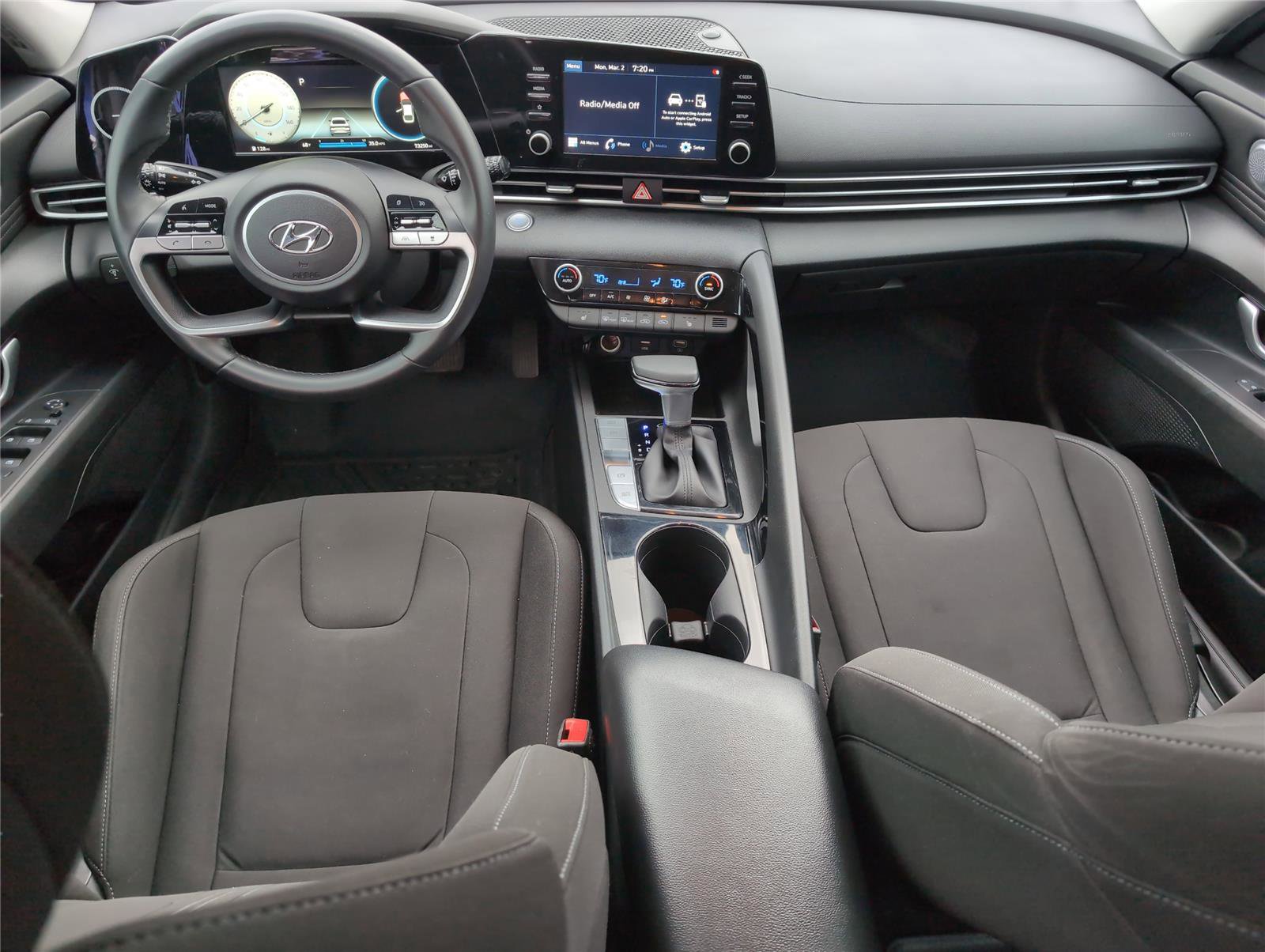 Used 2021 Hyundai Elantra SEL w/ Convenience + Premium Package image 32