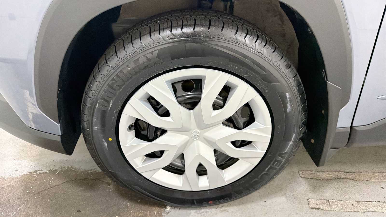 Certified 2022 Toyota Corolla Cross L FWD image 10