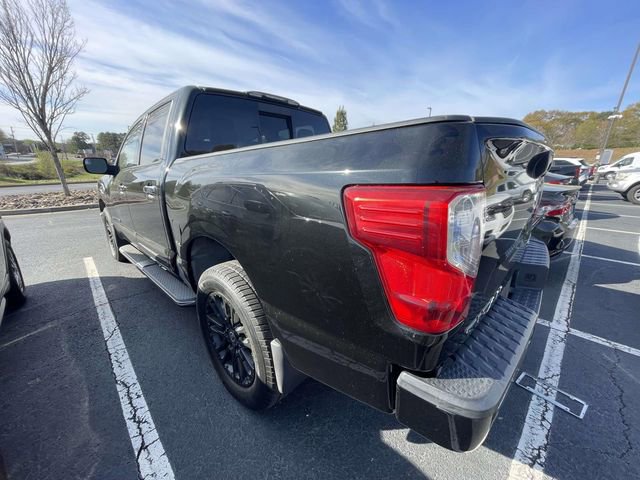 Used 2017 Nissan Titan SL image 6