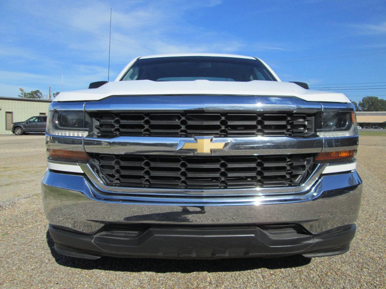 Used 2016 Chevrolet Silverado 1500 W/T w/ Trailering Package image 39