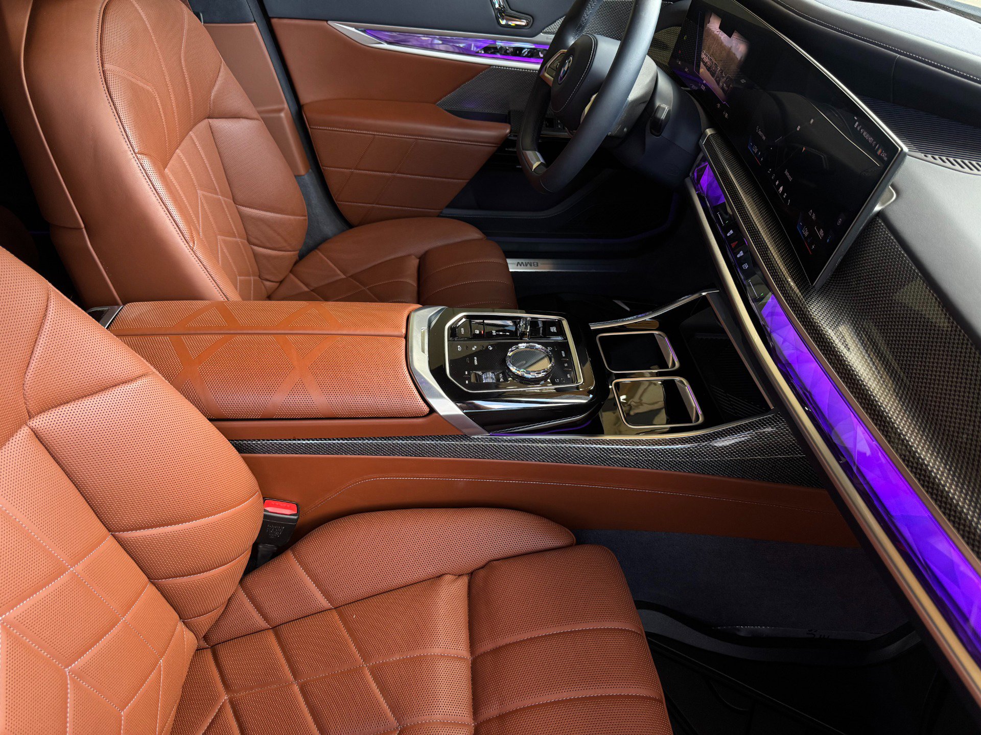 Used 2025 BMW i7 eDrive50 w/ Executive Package image 22