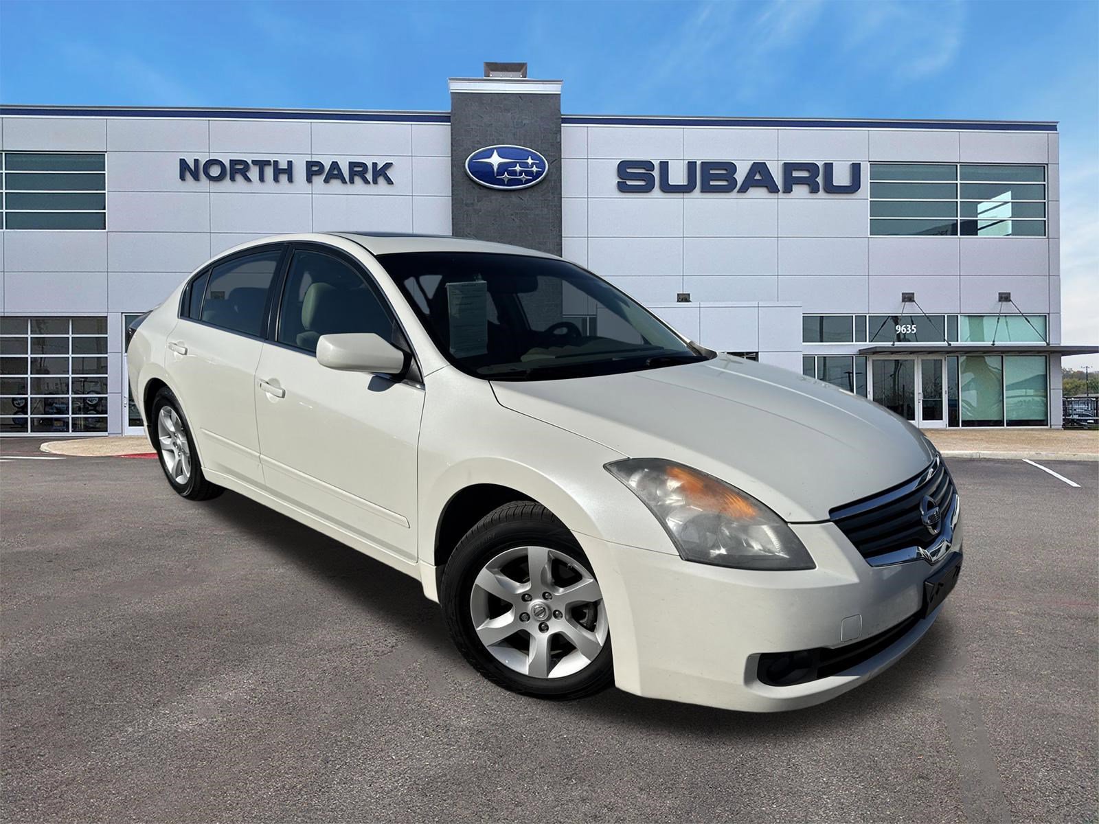 Used 2008 Nissan Altima 2.5 SL w/ SL Pkg image 1