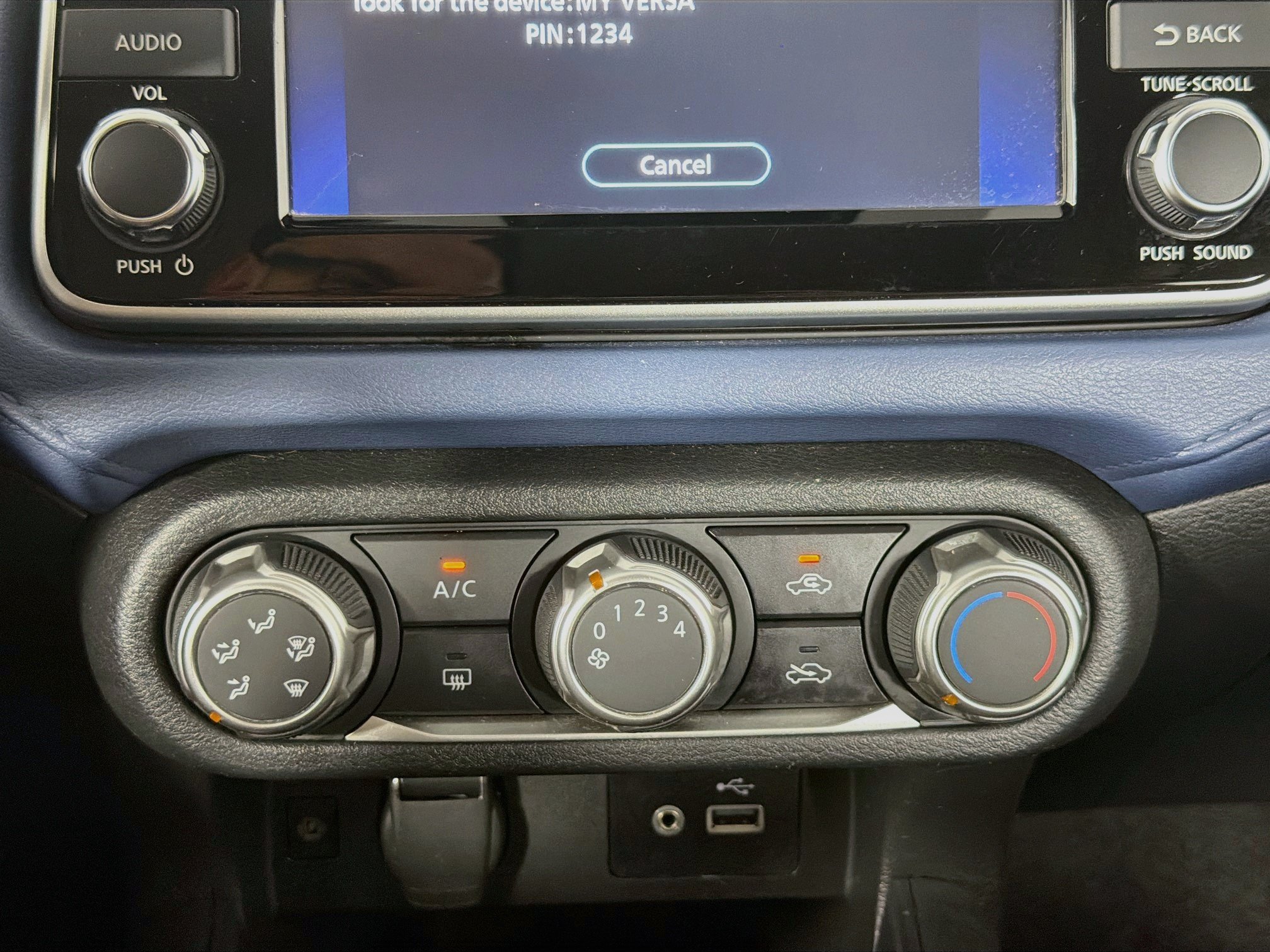Used 2025 Nissan Versa SV FWD image 24