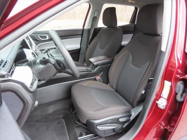 Certified 2022 Jeep Compass Sport AWD/4WD image 26