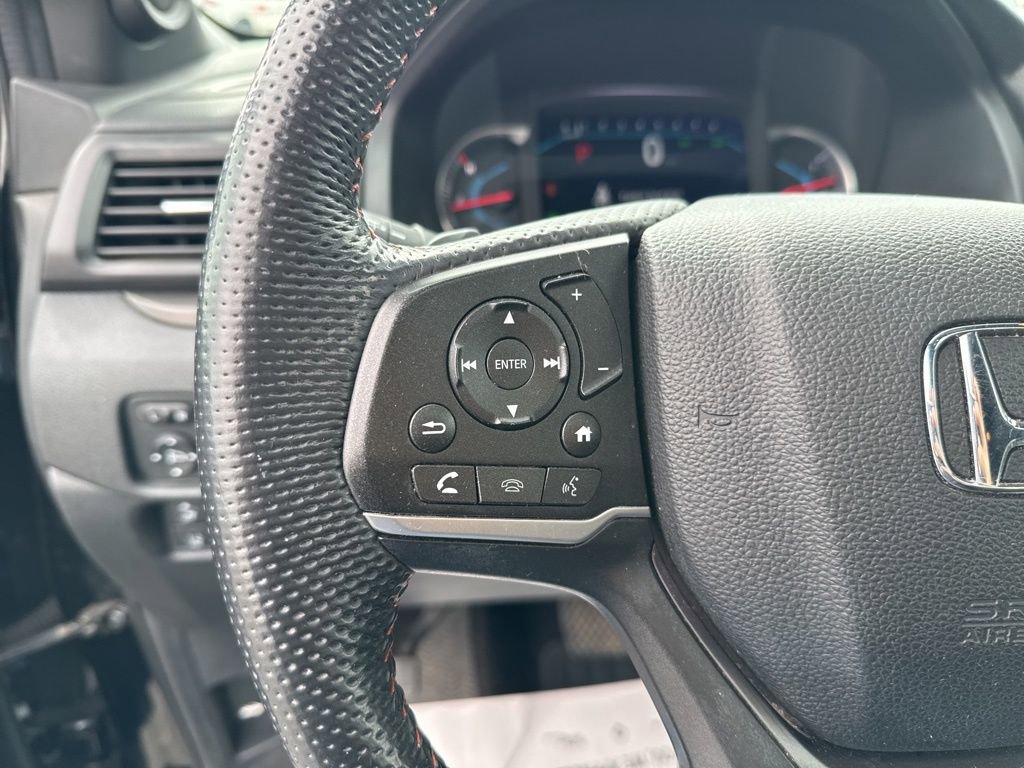 Used 2022 Honda Pilot TrailSport image 16