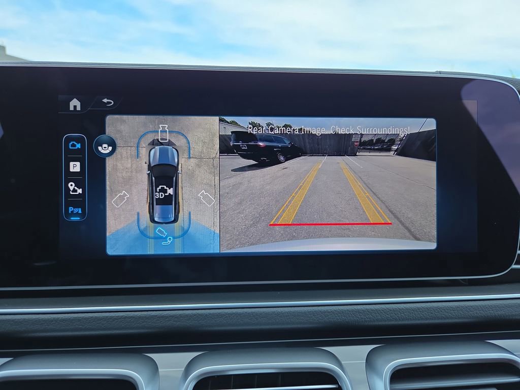 Certified 2026 Mercedes-Benz GLS 450 4MATIC image 27