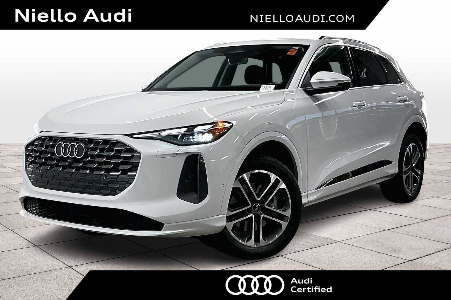 Used 2025 Audi Q5 Premium w/ Convenience Package