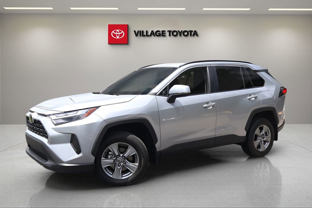 Certified 2025 Toyota RAV4 XLE FWD video 1