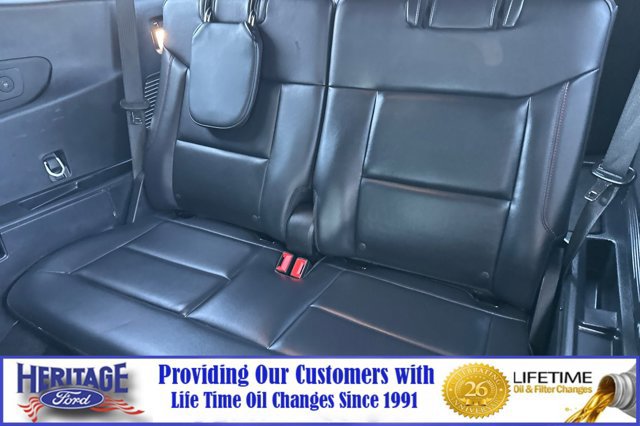 Used 2025 Ford Explorer ST-Line AWD/4WD image 15