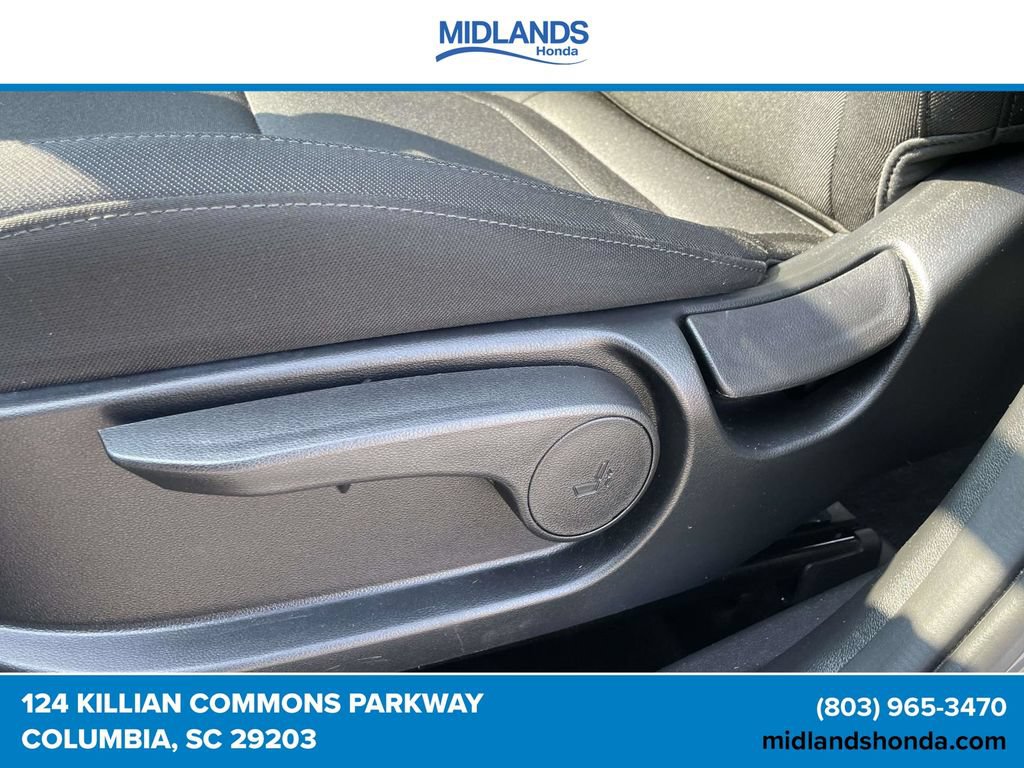Used 2025 Hyundai Tucson SE FWD image 16