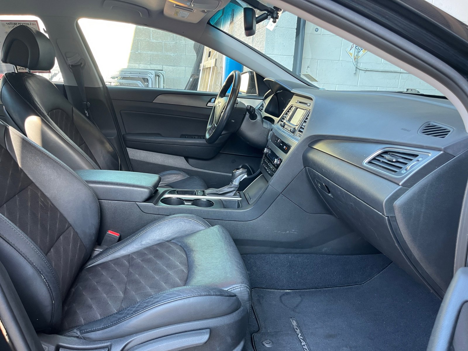 Used 2015 Hyundai Sonata Sport w/ Option Group 03 FWD image 26