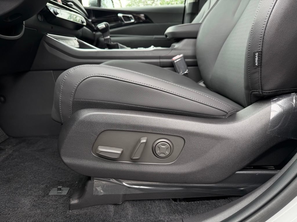 New 2026 Kia Carnival SX Prestige FWD image 12