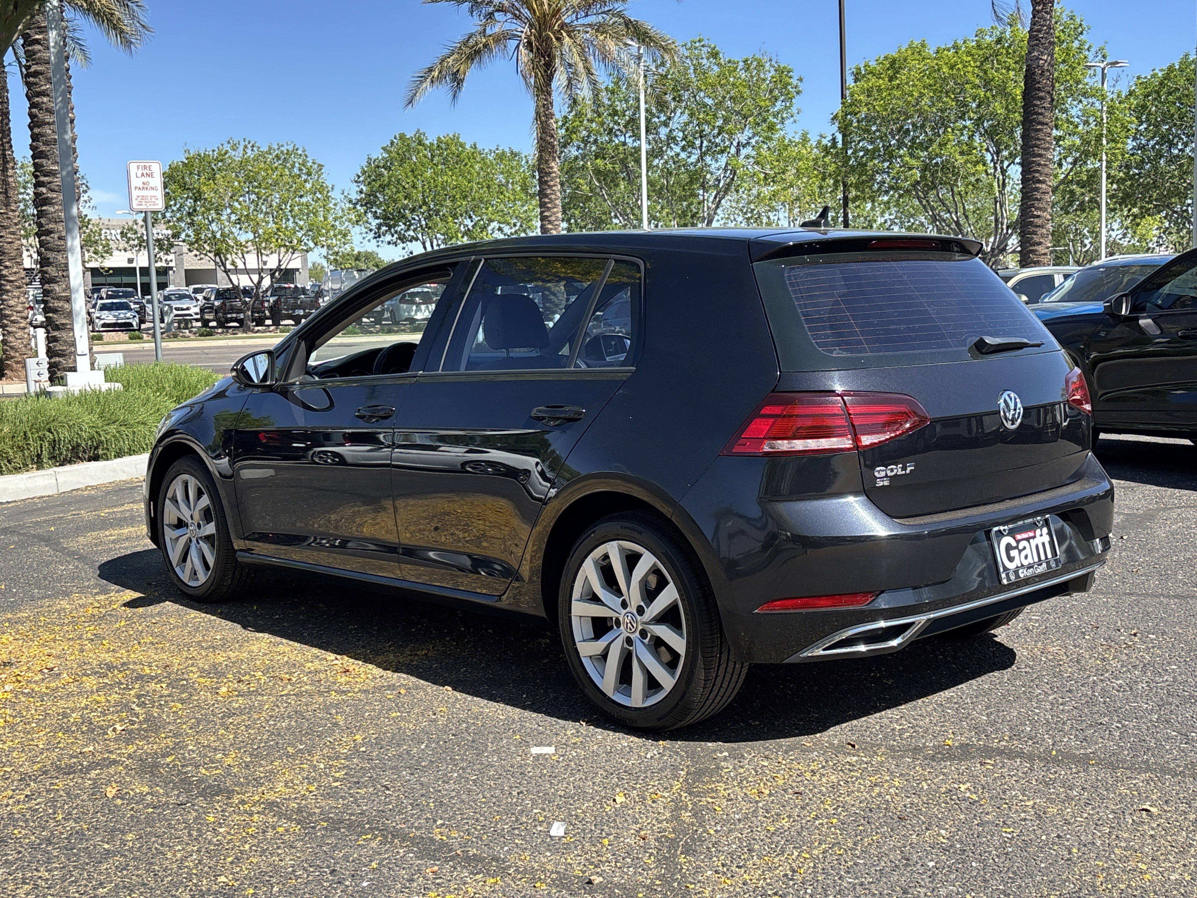 Used 2019 Volkswagen Golf SE w/ Driver Assistance Package image 5