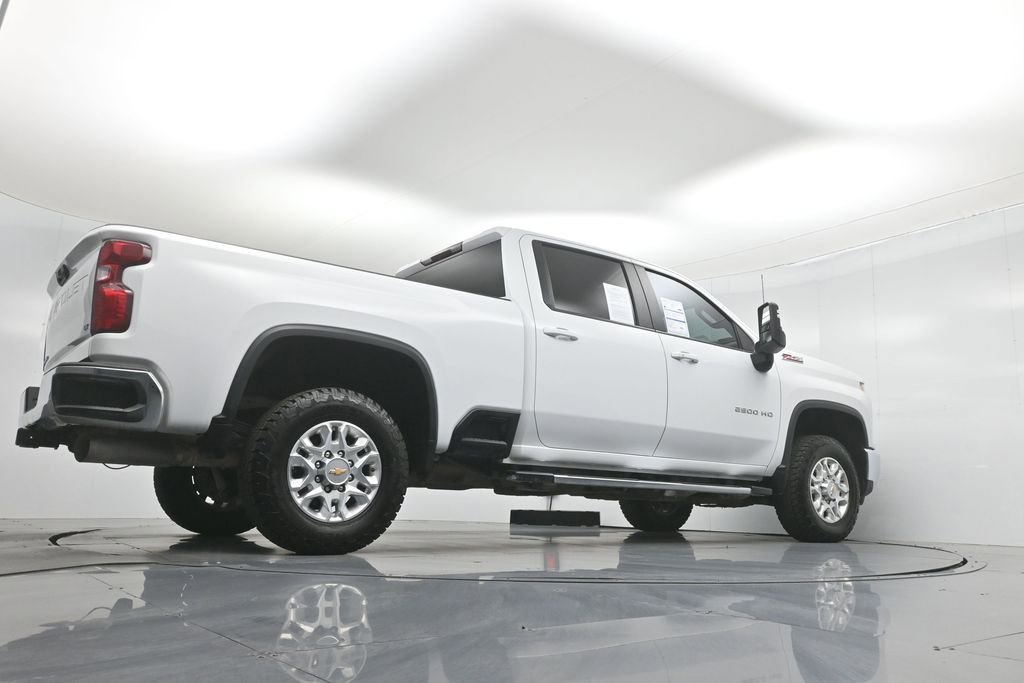 Used 2024 Chevrolet Silverado 2500 LT image 45