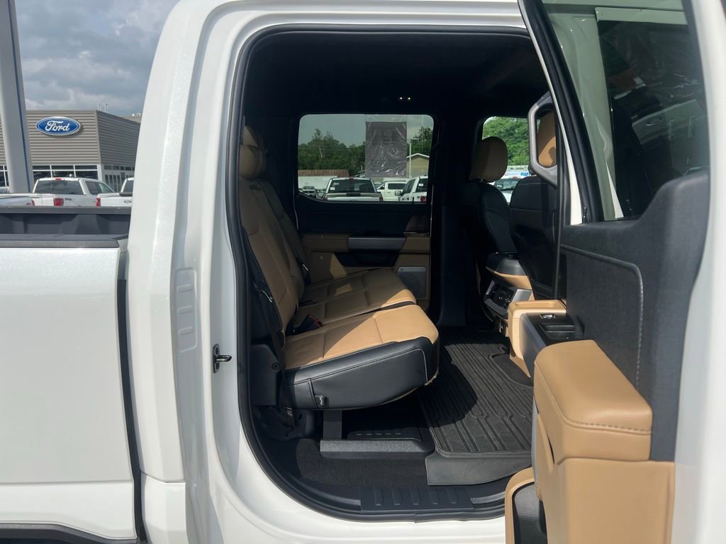 Used 2024 Ford F250 4x4 Crew Cab Super Duty image 20