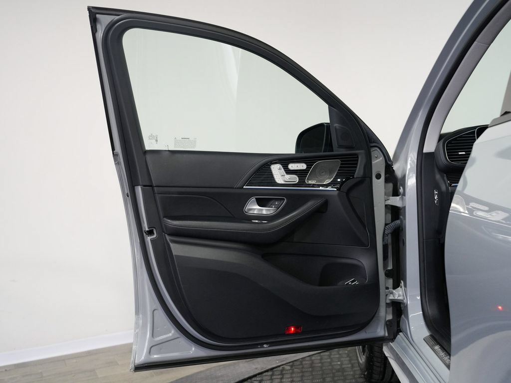 Used 2024 Mercedes-Benz GLE 450e 4MATIC image 10