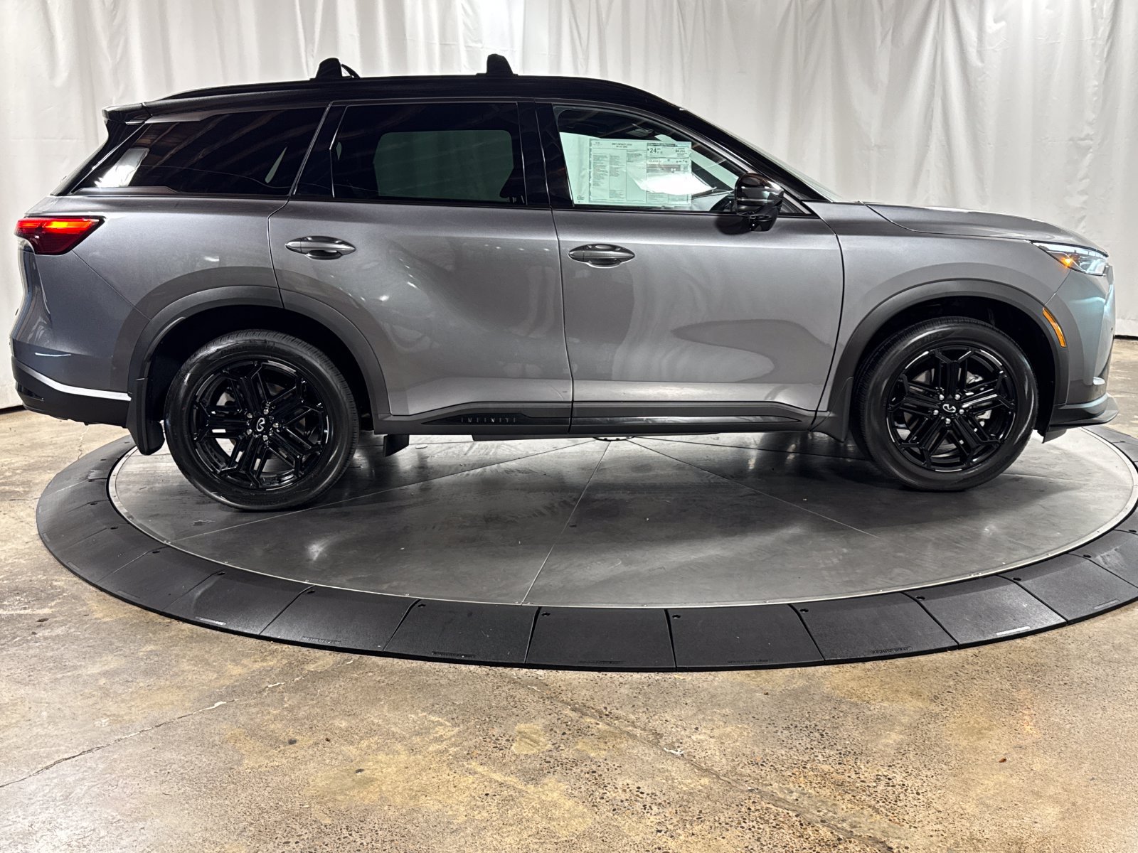 New 2027 INFINITI QX60 Sport w/ Dark Cargo Package AWD/4WD image 6