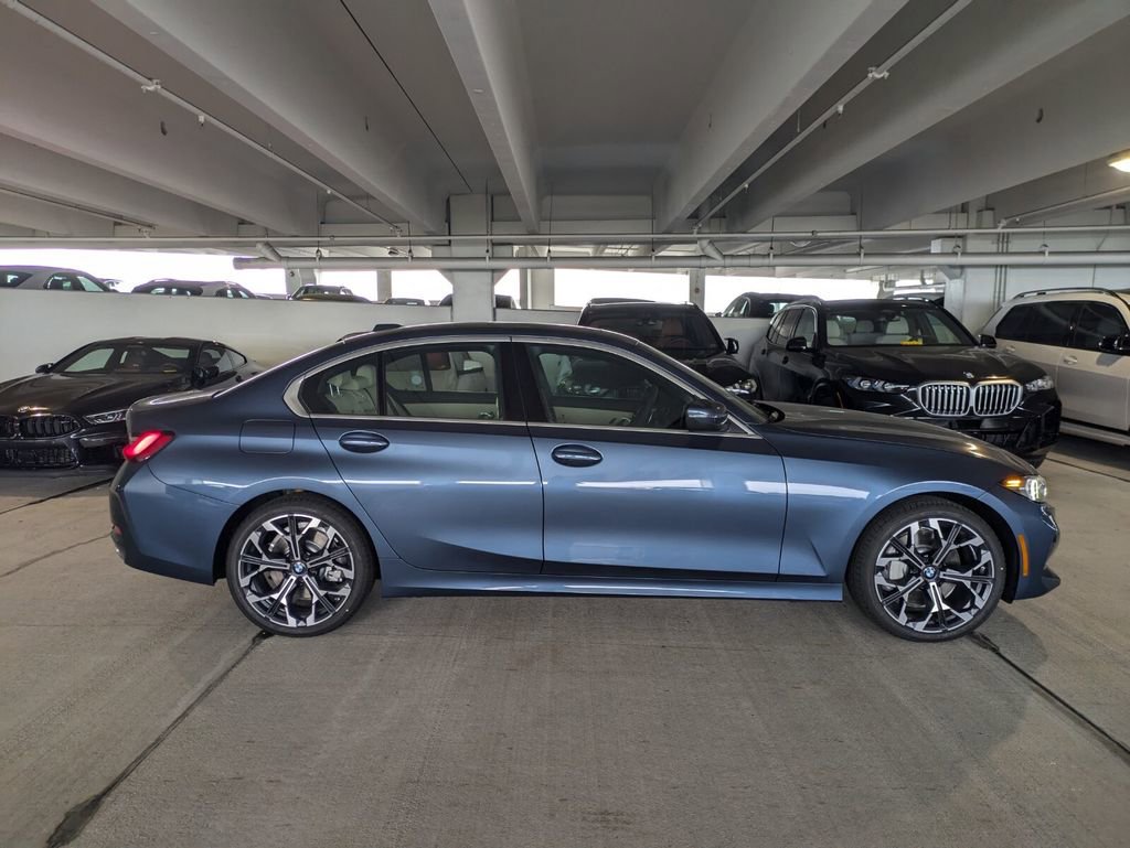 New 2026 BMW 330i Sedan RWD video 3