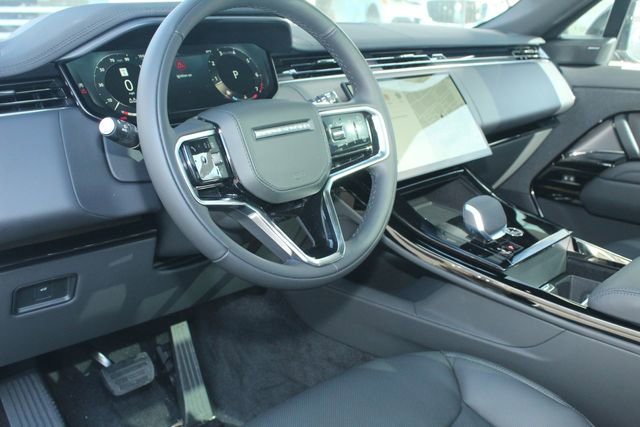 New 2026 Land Rover Range Rover Sport SE image 14