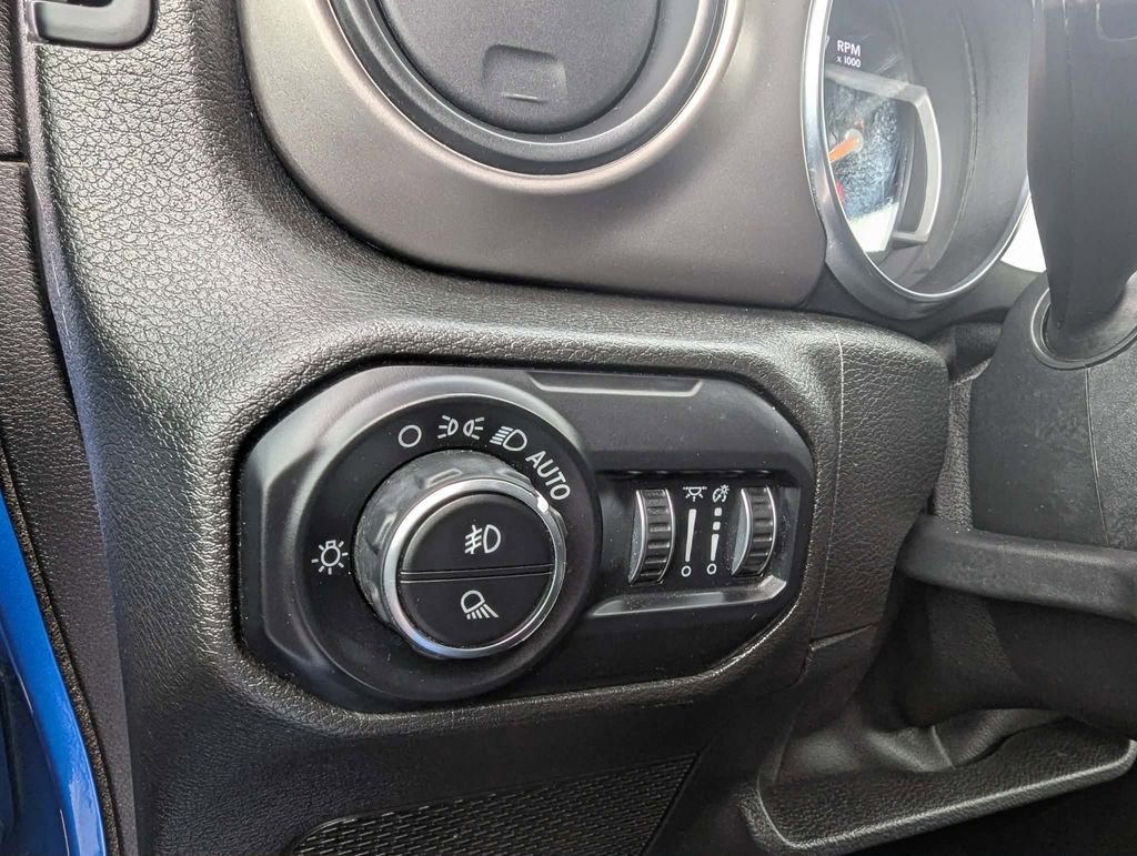 Used 2020 Jeep Gladiator Sport w/ Quick Order Package 24S image 3