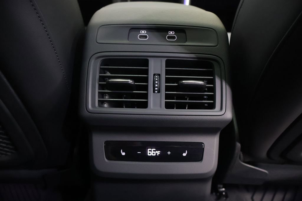 Used 2025 Audi SQ5 Prestige w/ Prestige Package AWD/4WD image 25