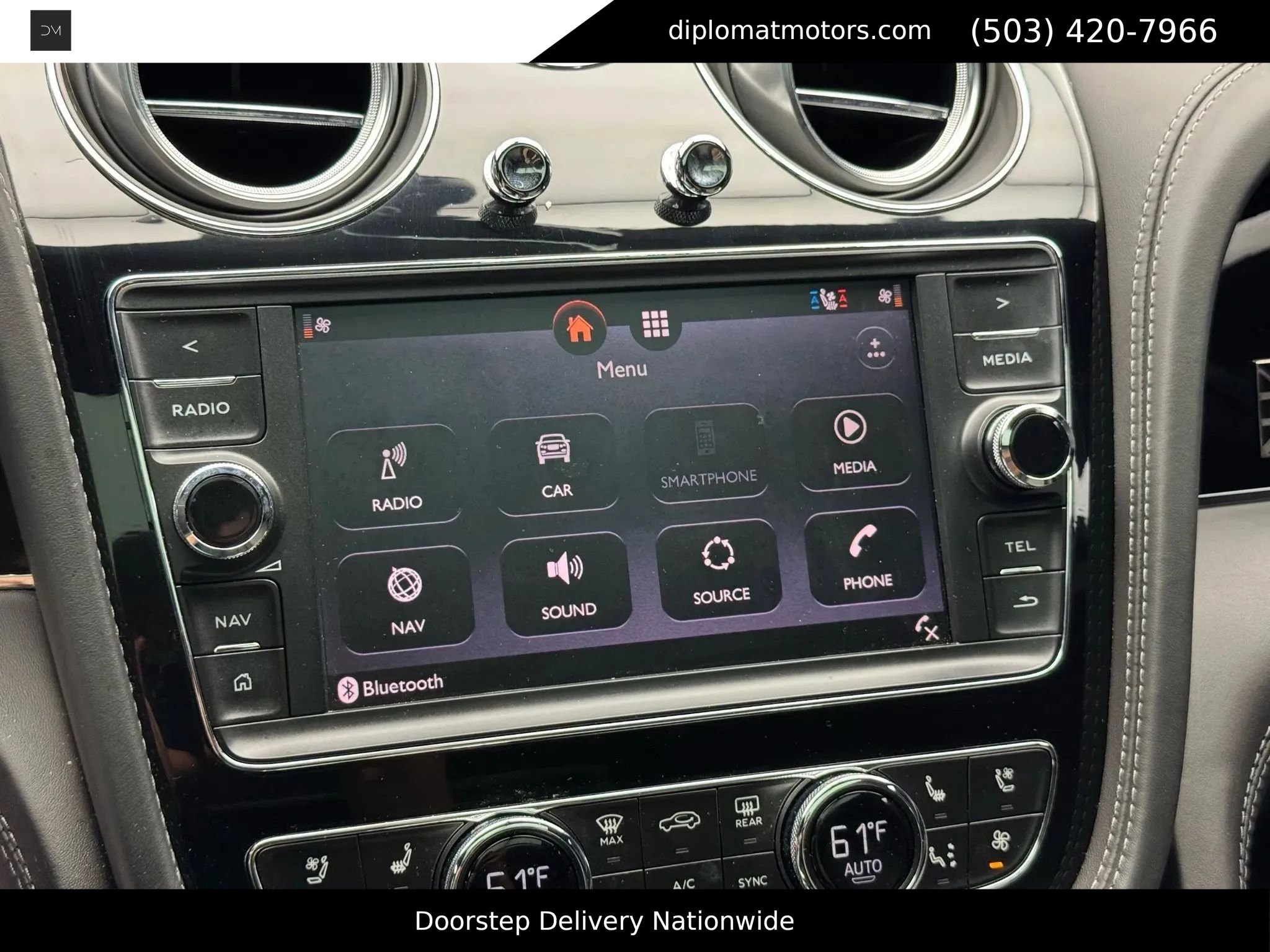 Used 2020 Bentley Bentayga AWD/4WD image 32