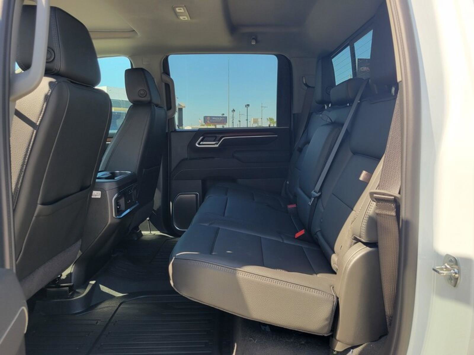 New 2026 GMC Sierra 2500 Denali w/ Denali Reserve Package AWD/4WD image 28