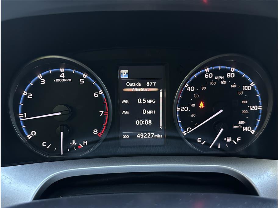 Used 2017 Toyota RAV4 LE w/ All Weather Liner Package AWD/4WD image 21