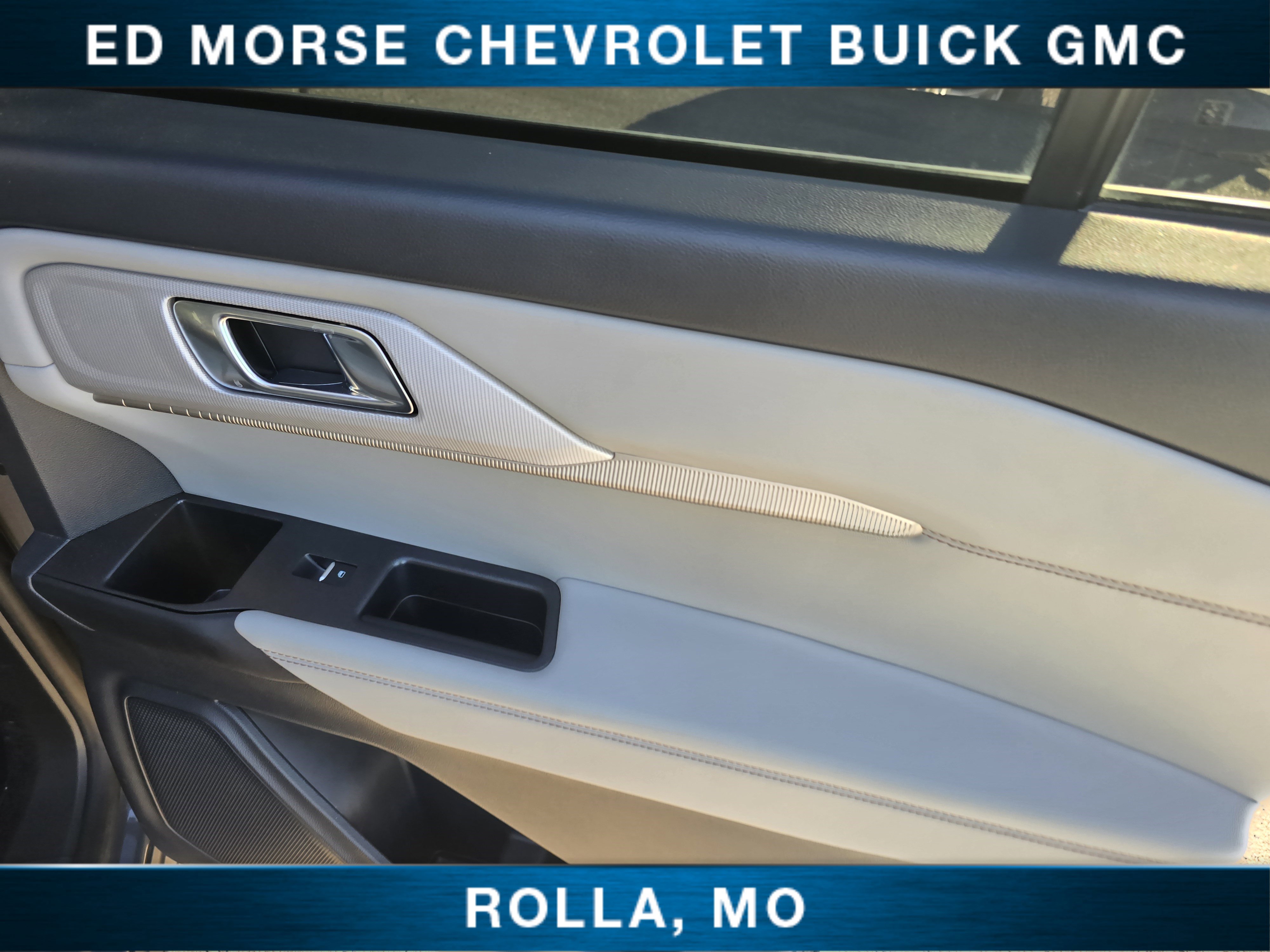 Used 2025 Ford Explorer Active w/ Active Comfort Package image 23