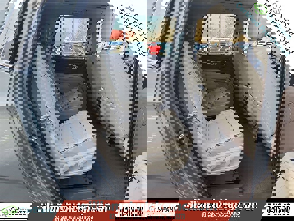 Certified 2023 GMC Yukon Denali image 28