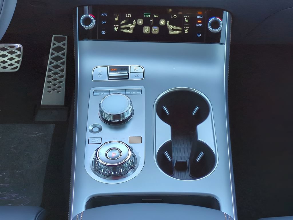 New 2026 Genesis GV70 3.5T Sport Advanced AWD/4WD image 15