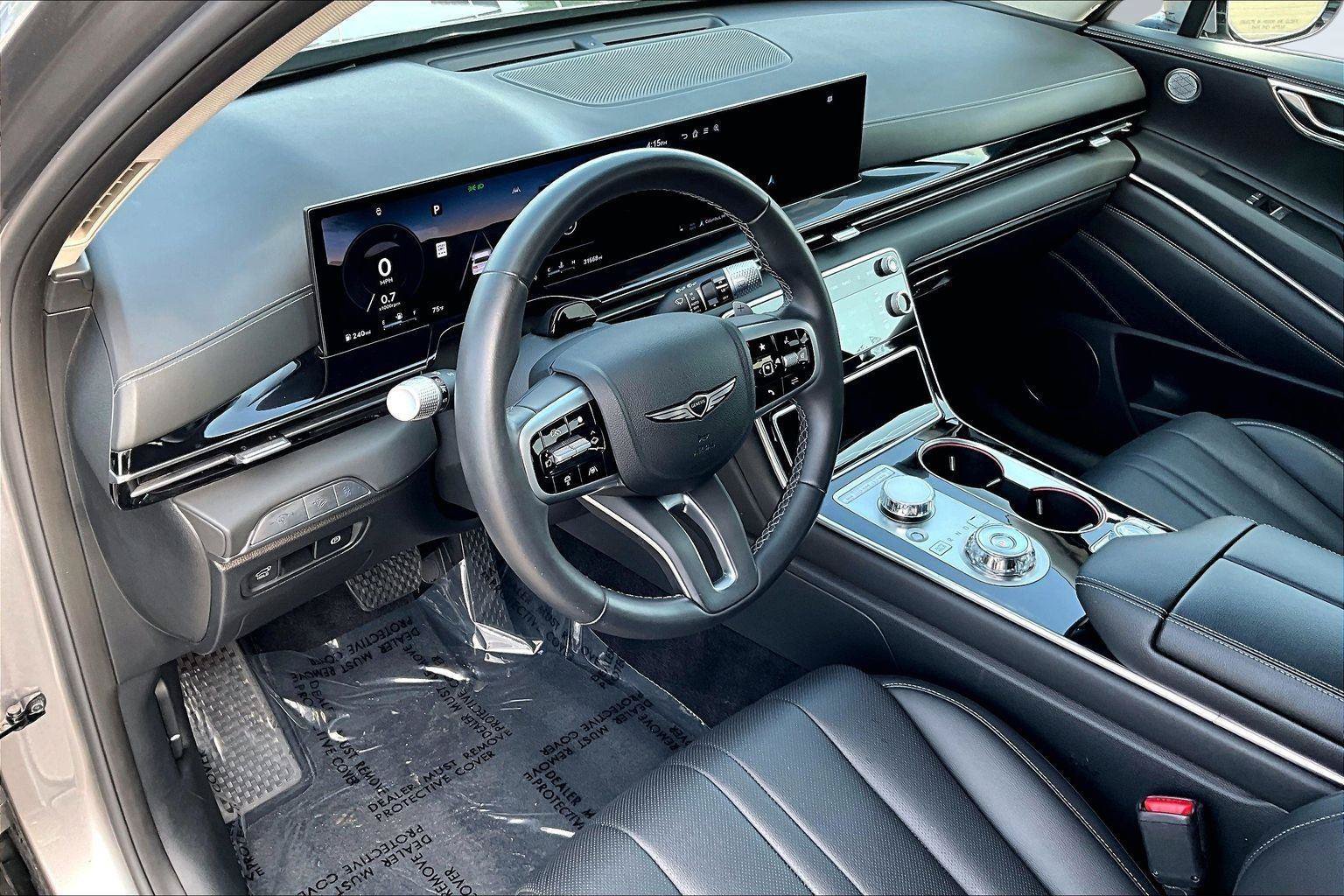 Used 2025 Genesis GV80 2.5T Standard AWD/4WD image 15
