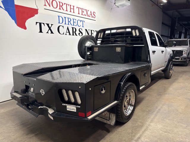 Used 2022 RAM 5500 Tradesman w/ Chrome Appearance Group AWD/4WD image 6
