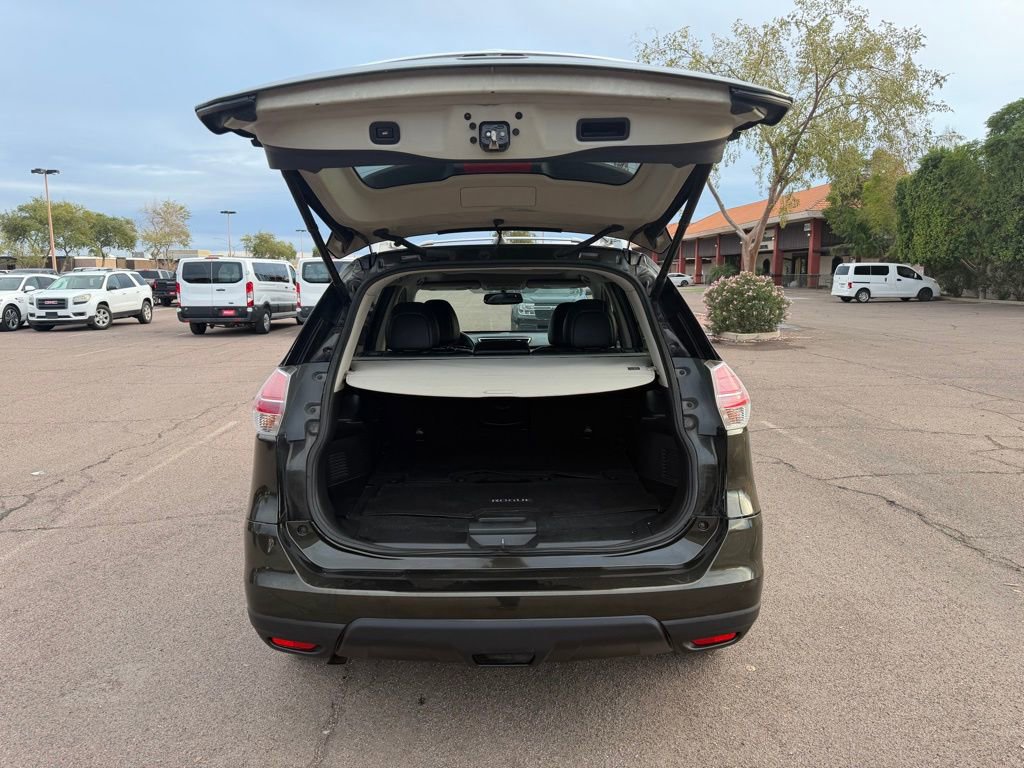 Used 2015 Nissan Rogue SL w/ SL Premium Package image 12