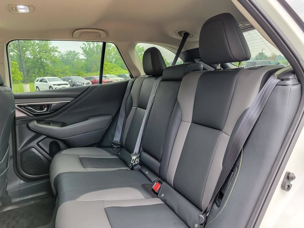 Certified 2024 Subaru Outback Onyx Edition XT AWD/4WD image 11