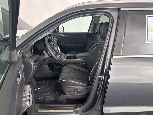 Used 2025 Hyundai Palisade Limited AWD/4WD image 25