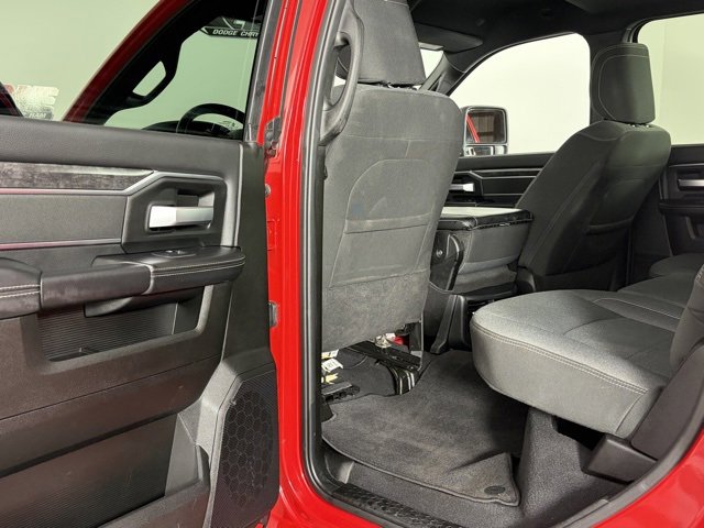 Used 2024 RAM 2500 Big Horn w/ Sport Appearance Package image 26