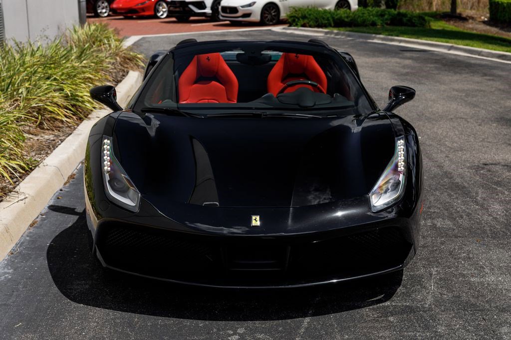 Used 2018 Ferrari 488 Spider image 8