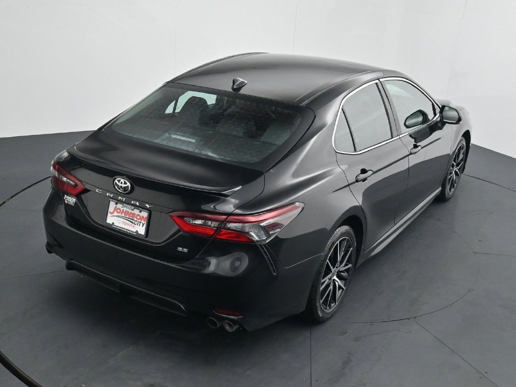 Used 2024 Toyota Camry SE FWD image 30
