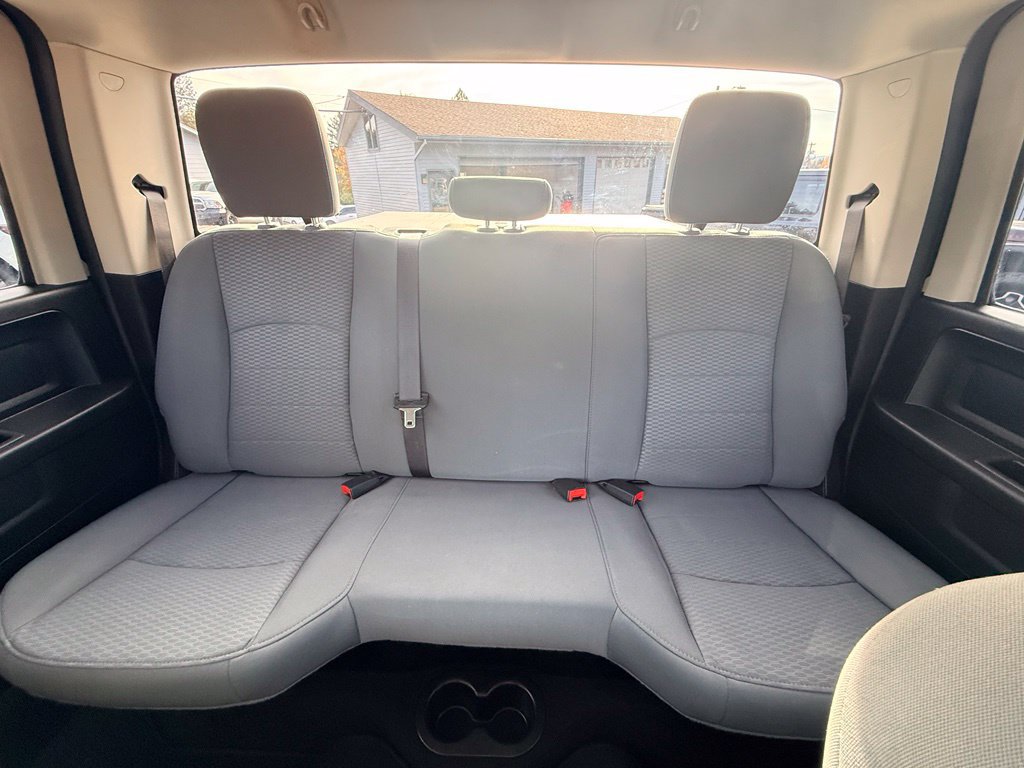 Used 2019 RAM 1500 ST w/ SXT Appearance Group AWD/4WD image 30