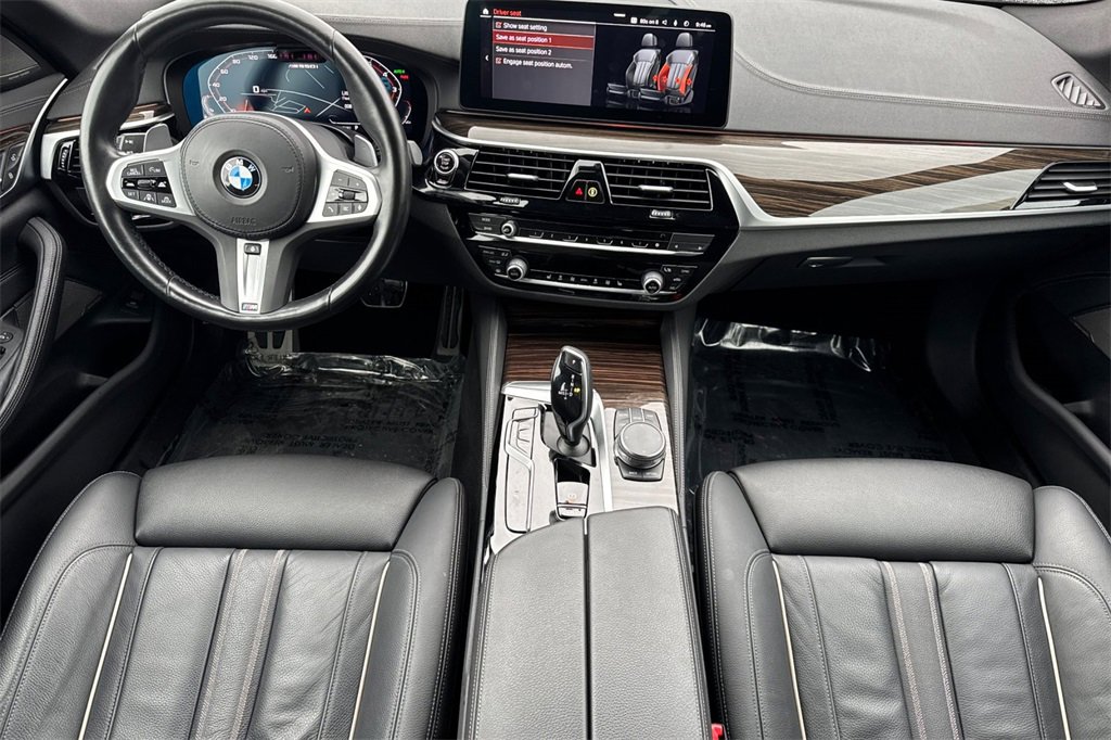 Used 2023 BMW M550i xDrive image 4