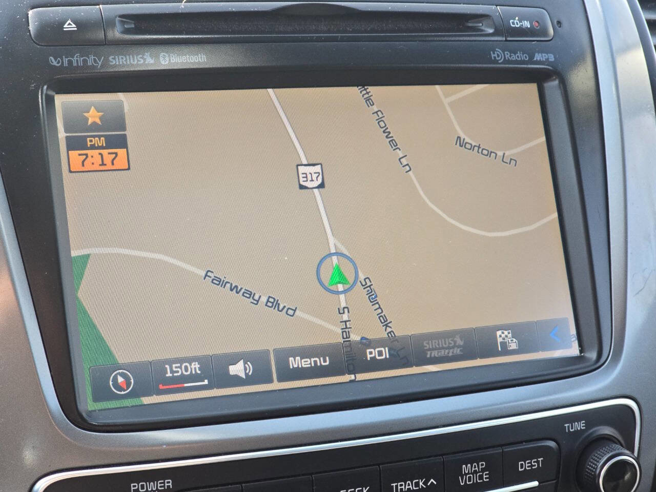 Used 2015 Kia Sorento SX image 16