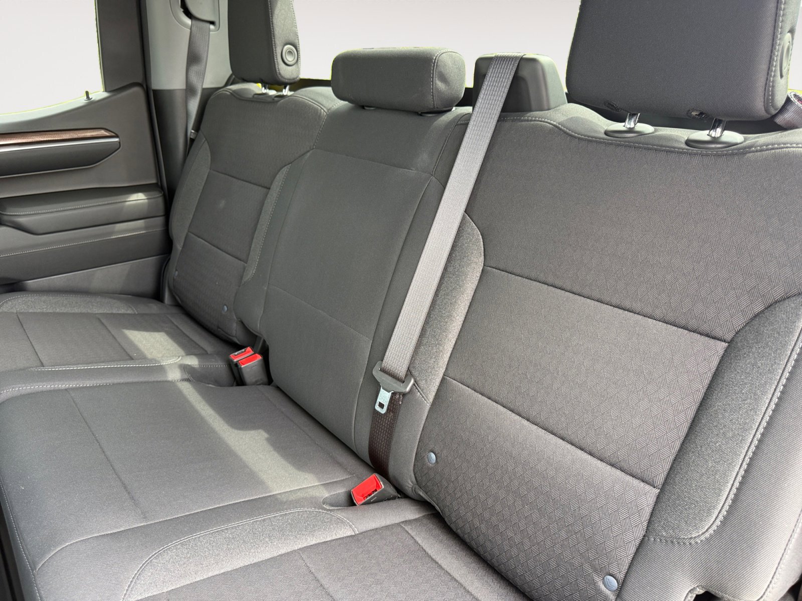 Used 2024 Chevrolet Silverado 1500 LT image 24