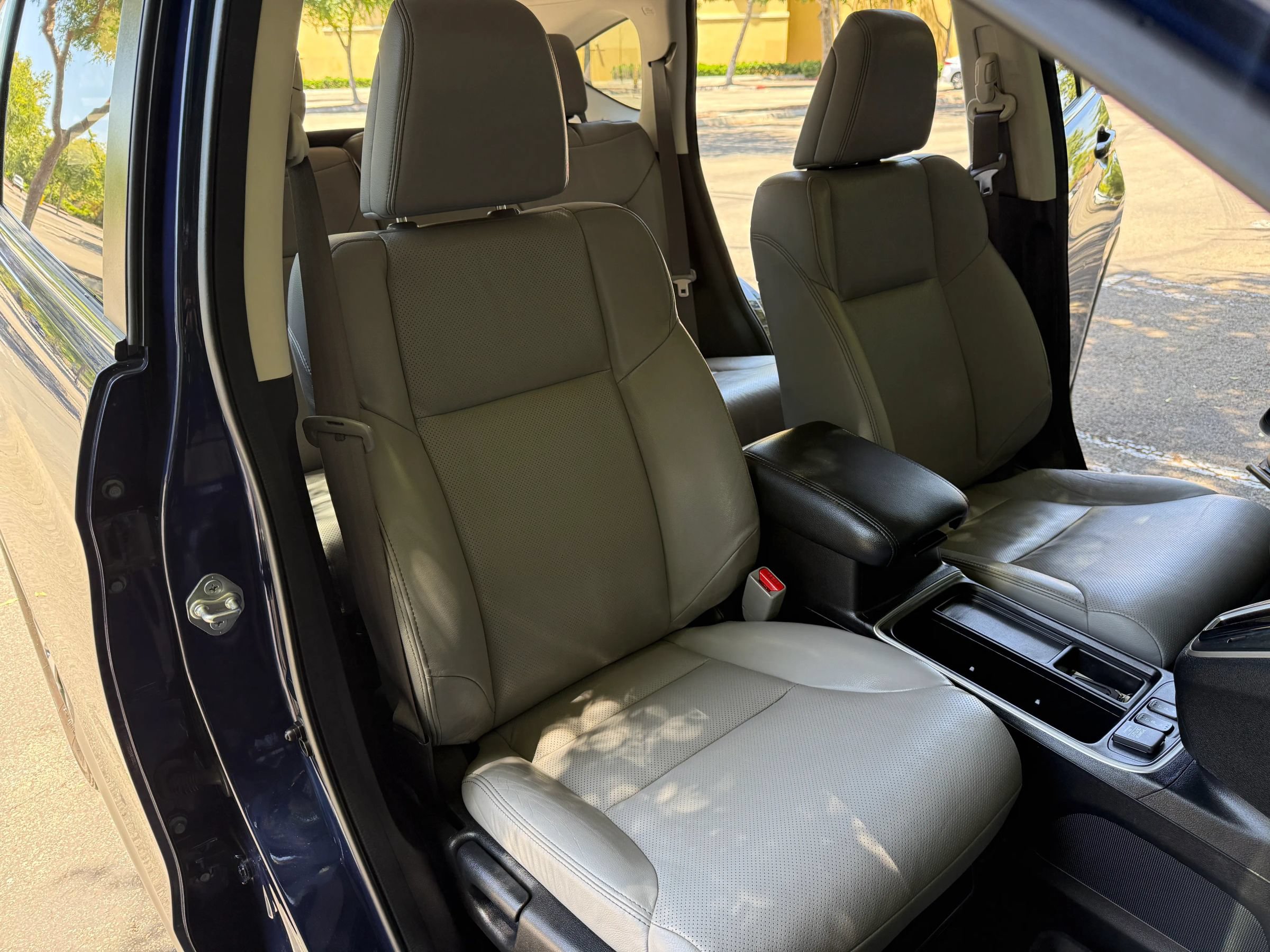 Used 2015 Honda CR-V Touring image 17