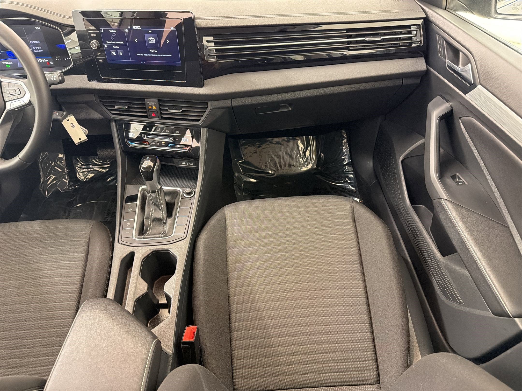 Used 2025 Volkswagen Jetta S FWD image 25