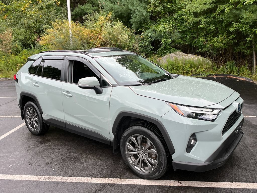 Used 2023 Toyota RAV4 XLE Premium AWD/4WD image 36