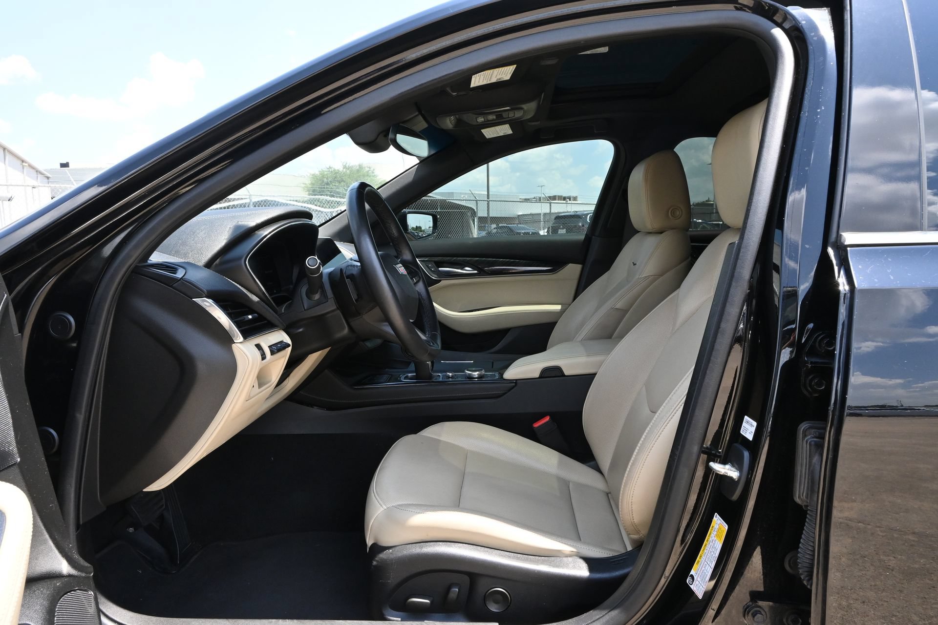 Used 2021 Cadillac CT5 Premium Luxury w/ Technology Package RWD image 16