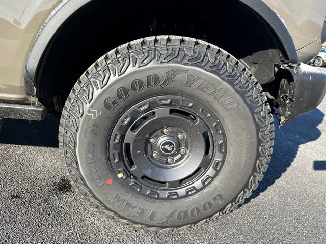 New 2025 Ford Bronco Badlands image 12