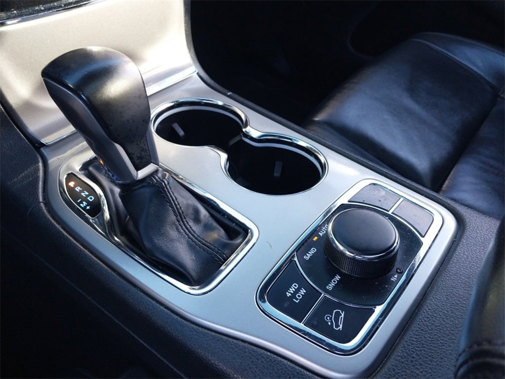 Used 2022 Jeep Grand Cherokee Limited image 18